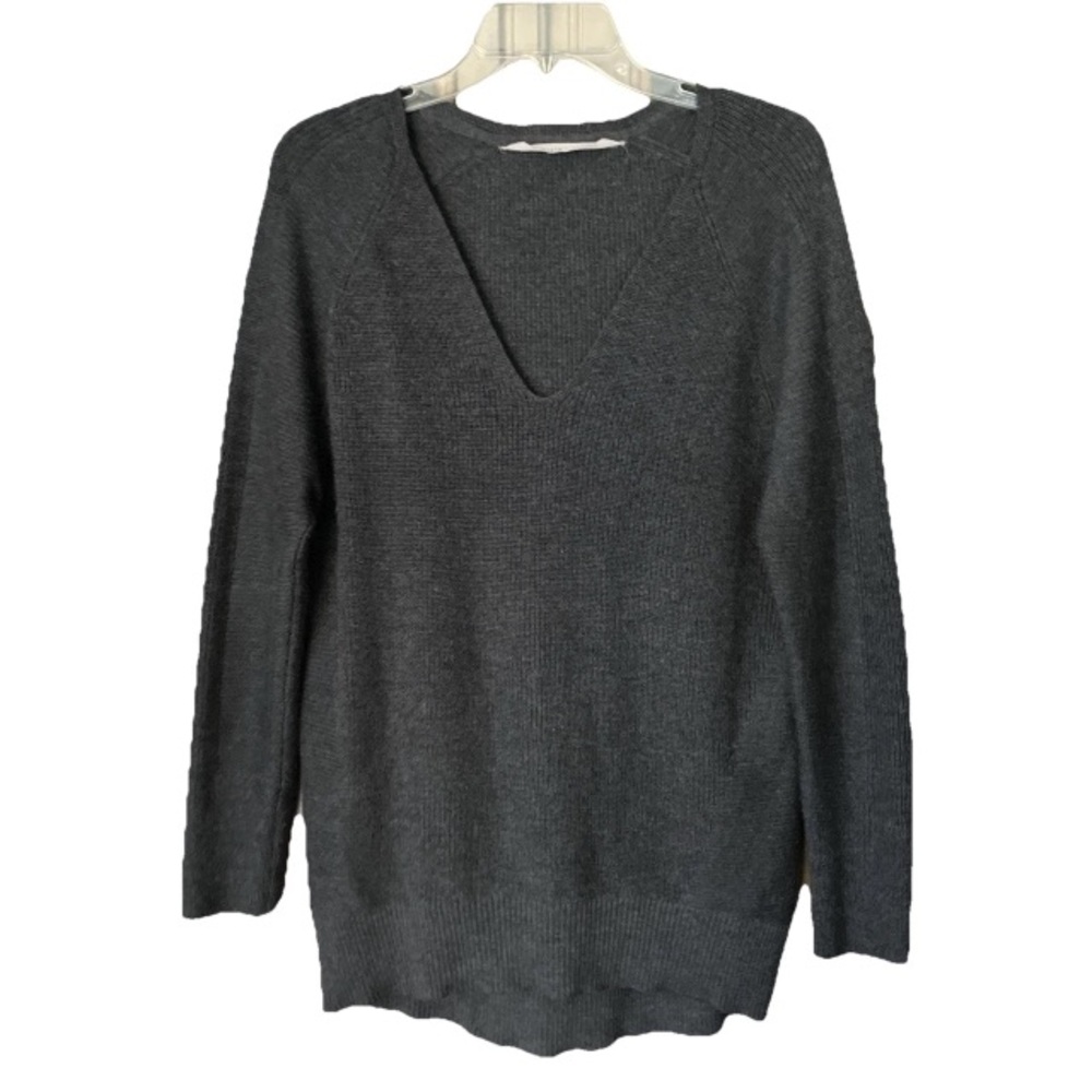ATHLETA Hanover Refined V-Neck Pullover Ribbed Sweater Charcoal Grey Stretch S